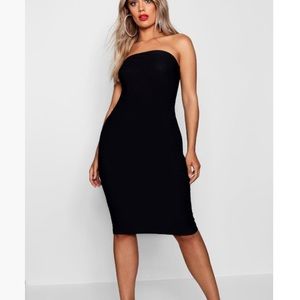 Boohoo- black Midi dress